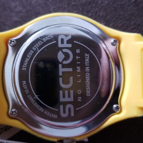 Sector men watch.  Yellow rubbers band. New with original box and tag. - Picture 2 of 8